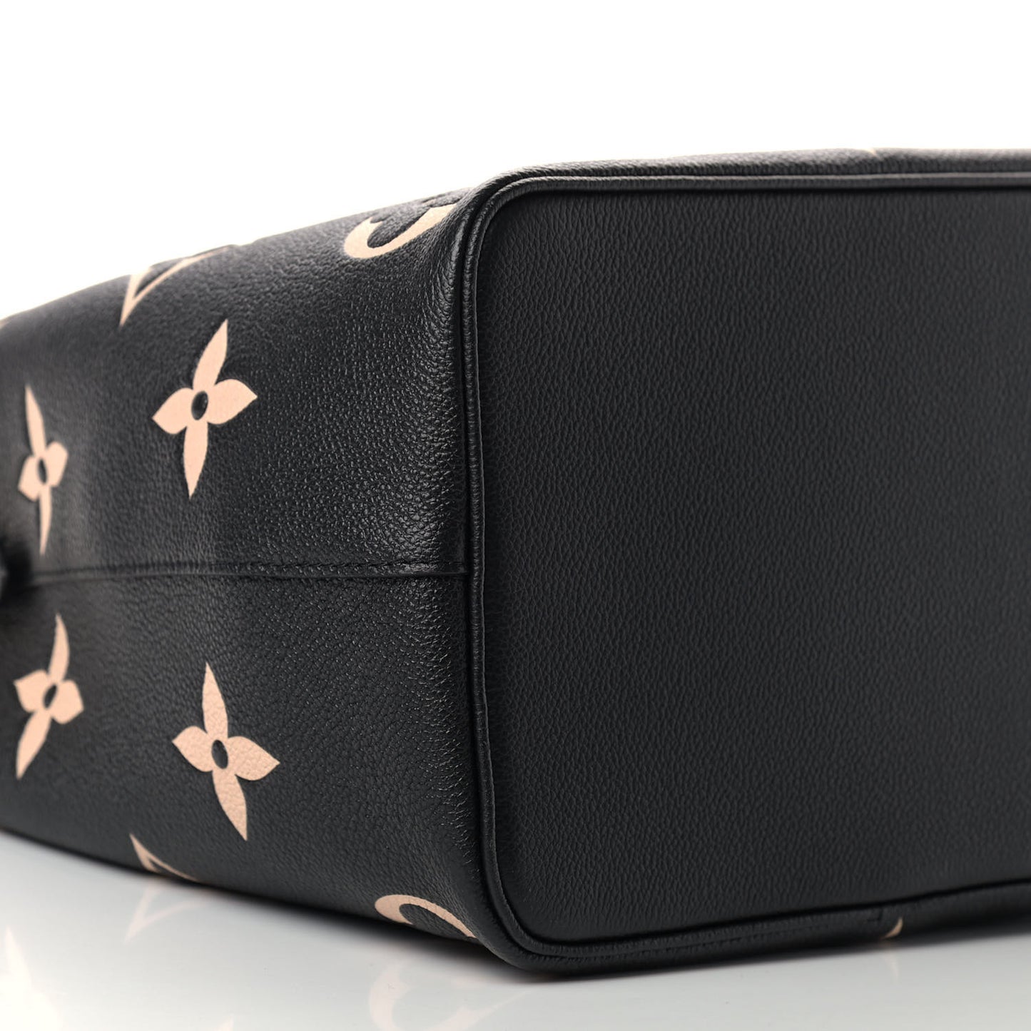 Empreinte Monogram Giant Neonoe MM Black Beige