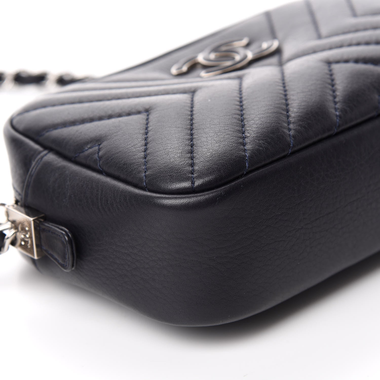 Chanel Calfskin Diagonal Chevron Quilted Tassel Camera Case Black 6 of 11
