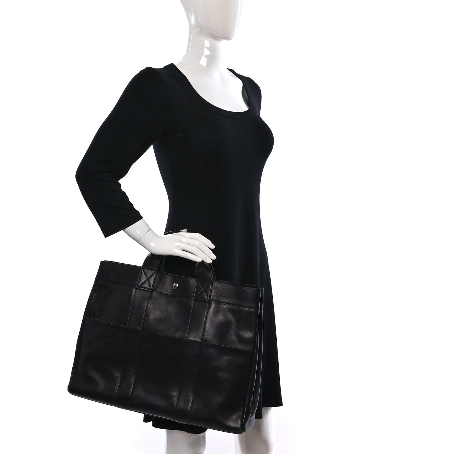 Hermes Box Fourre Tout MM Black 2 of 12