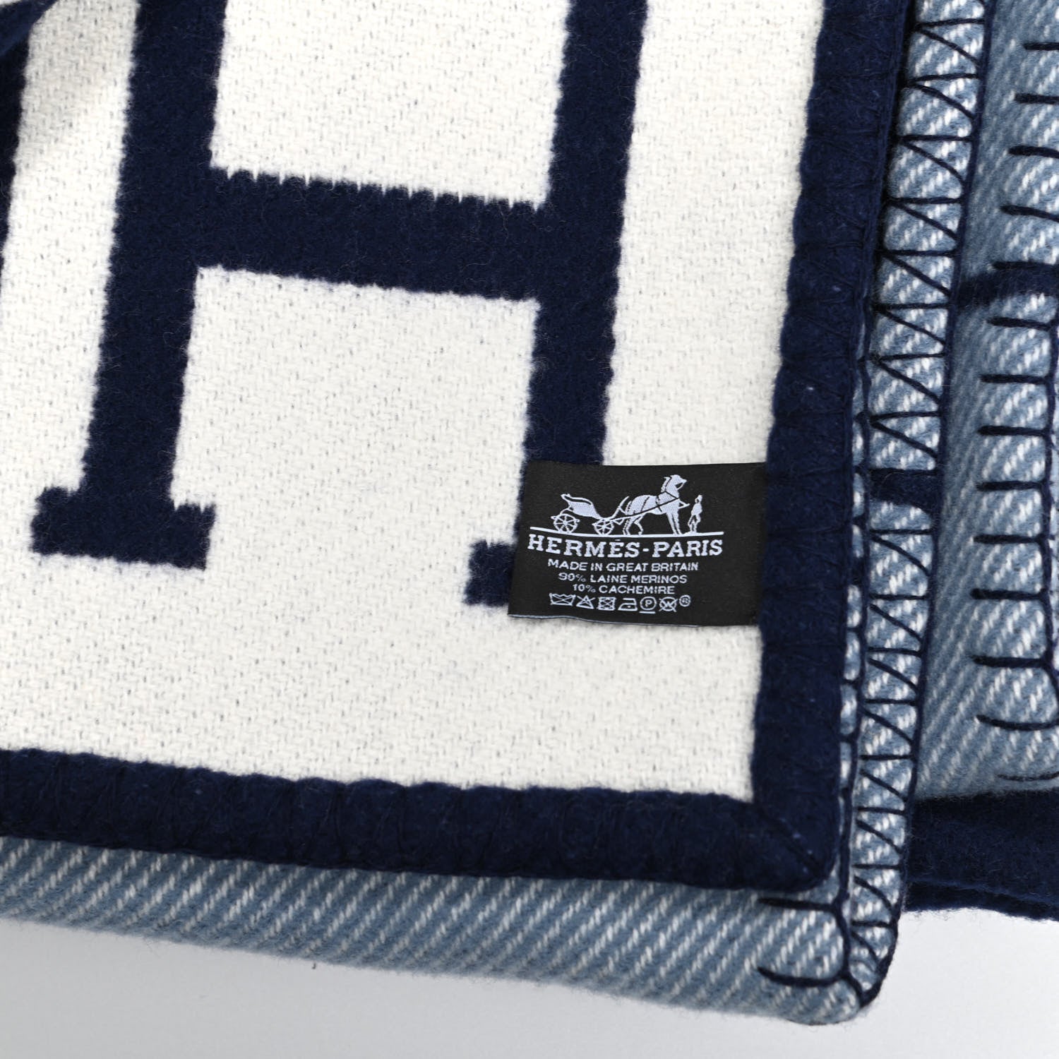 Hermes Wool Cashmere Avalon III Blanket Caban Ecru 3 of 3