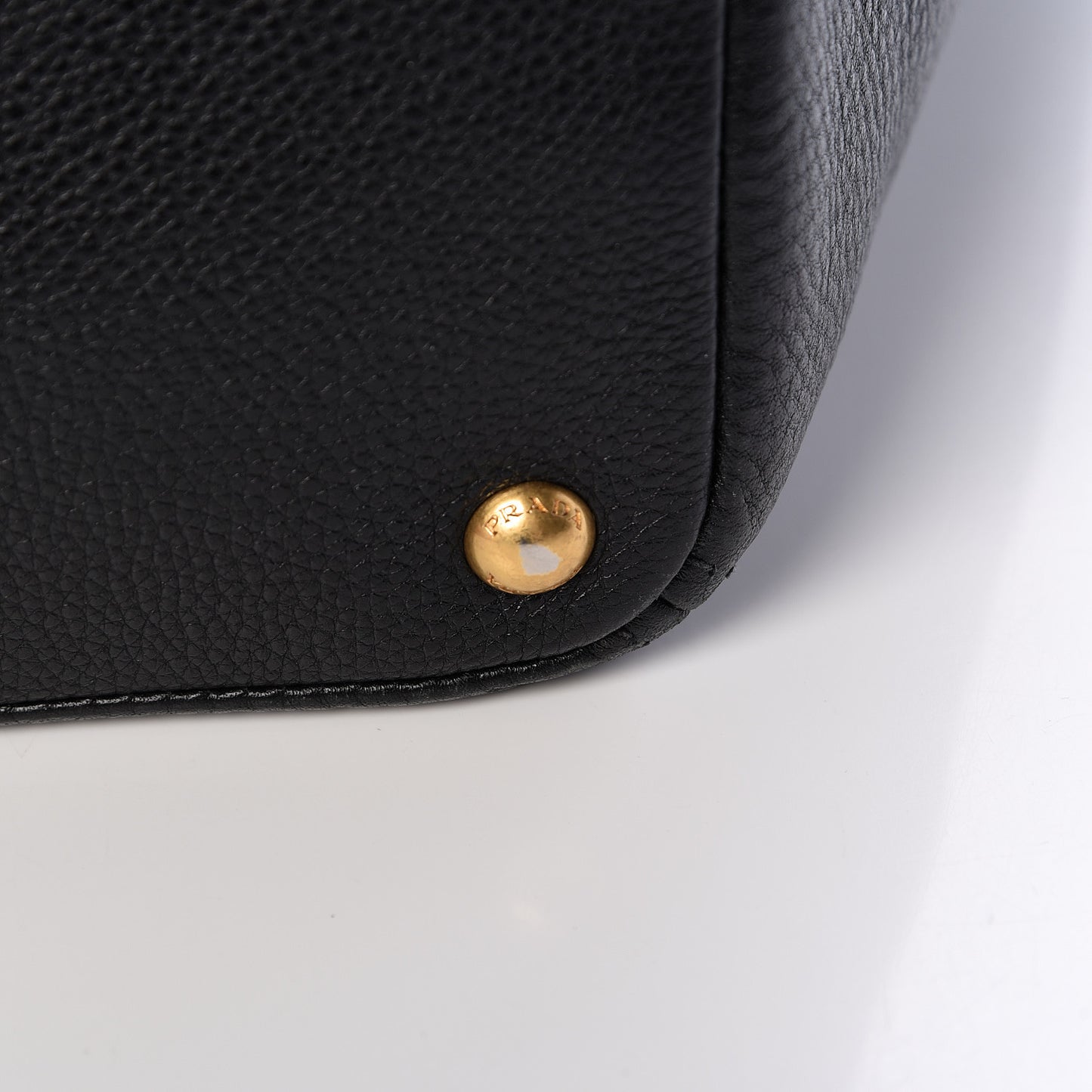 Vitello Daino Side Pocket Hobo Black