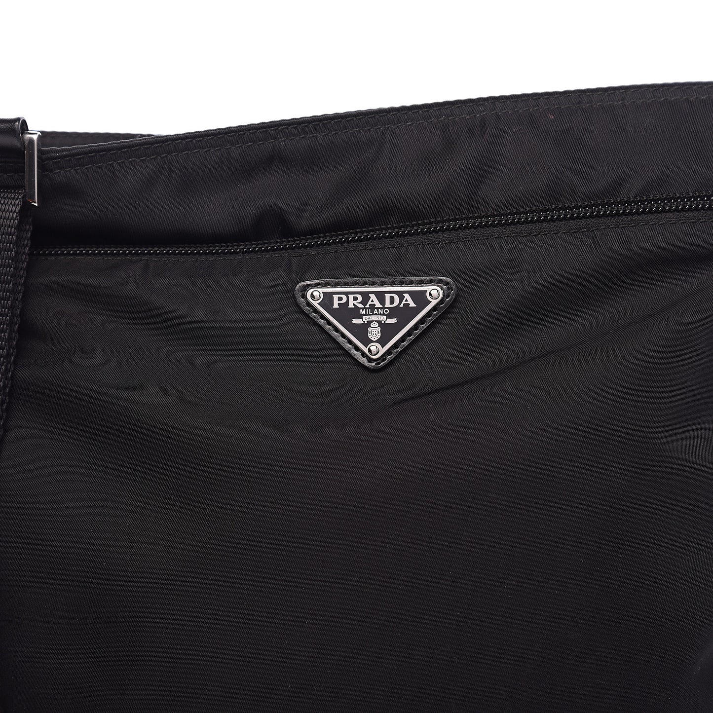 Nylon Flat Messenger Bag Black