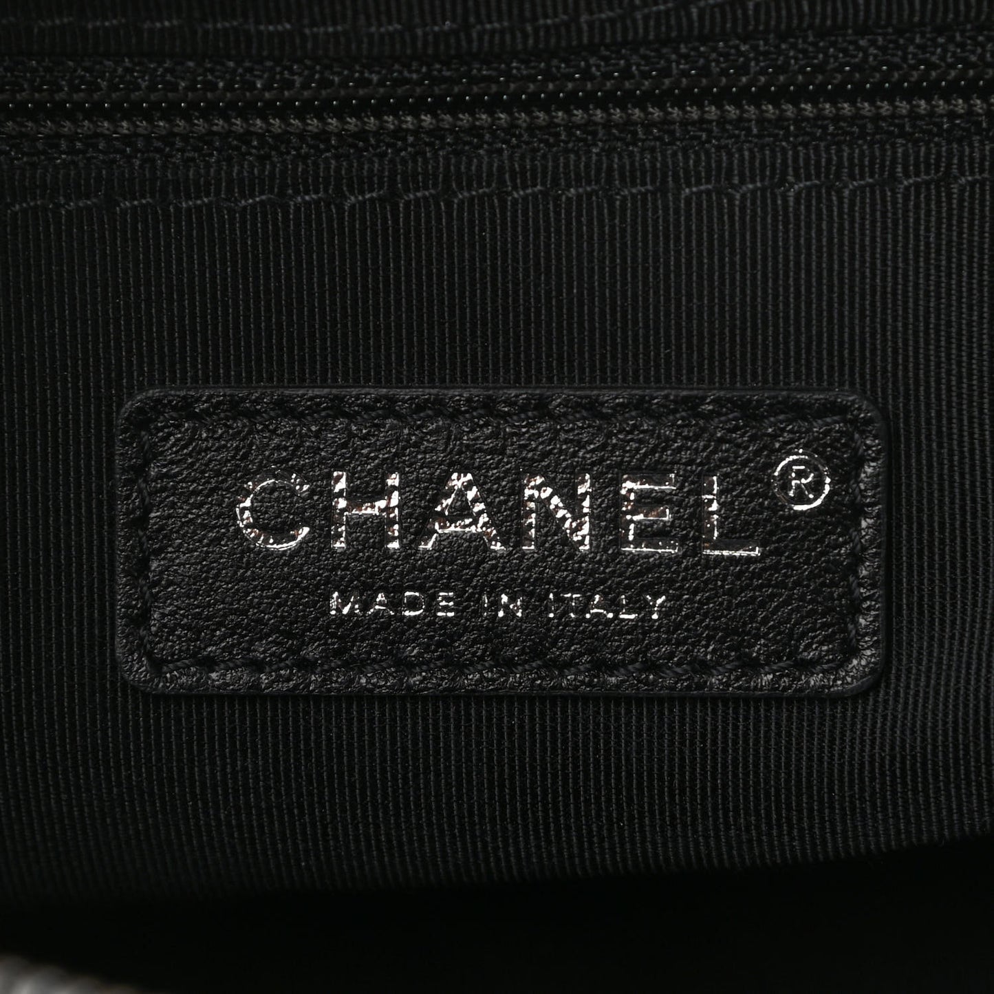 Calfskin Chain 20s Signature Hobo Black
