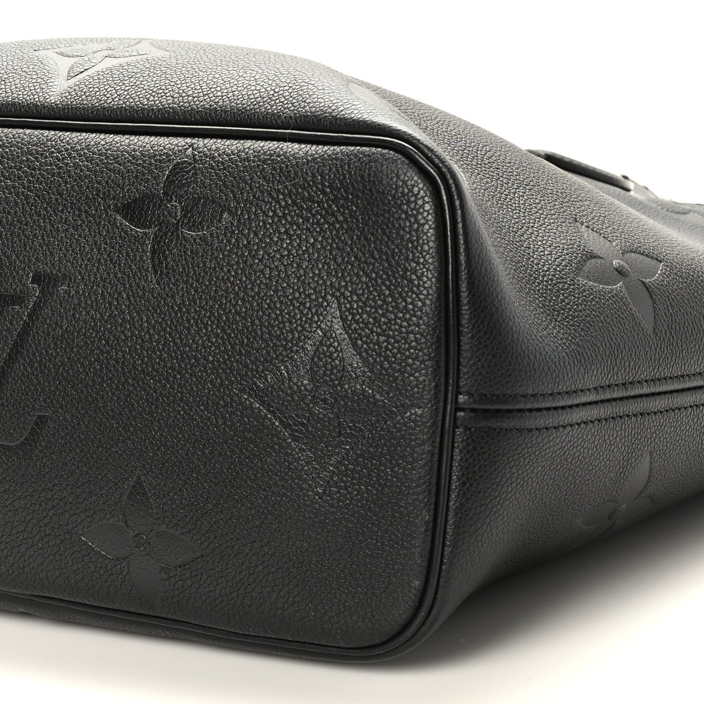 Empreinte Monogram Giant Wild at Heart Neverfull MM Black