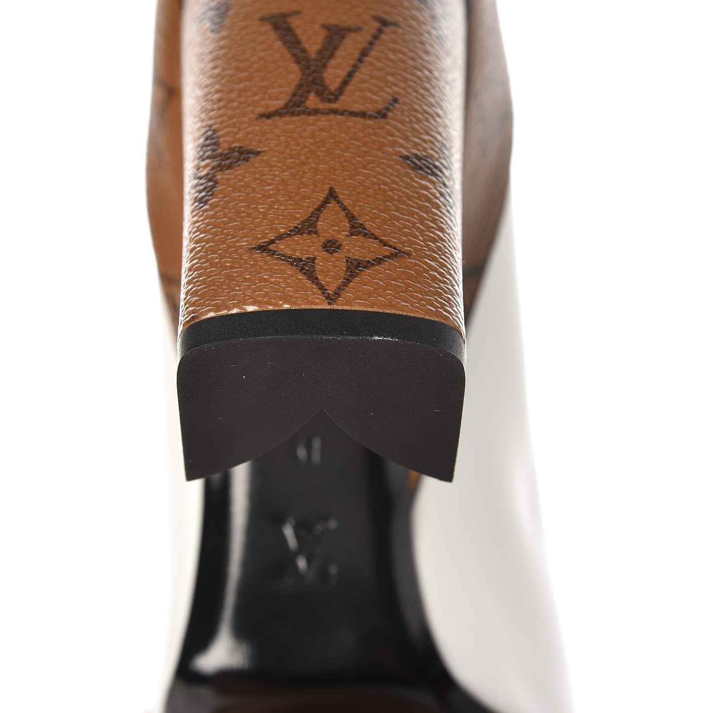 Calfskin Reverse Monogram Rodeo Queen Pumps 41 White