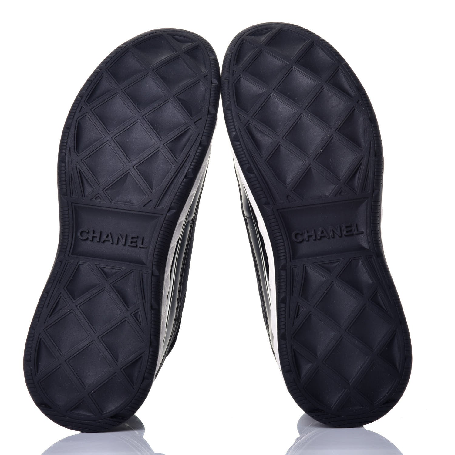 Chanel Velvet Calfskin Mixed Fibers CC Sneakers 40 Black 6 of 10