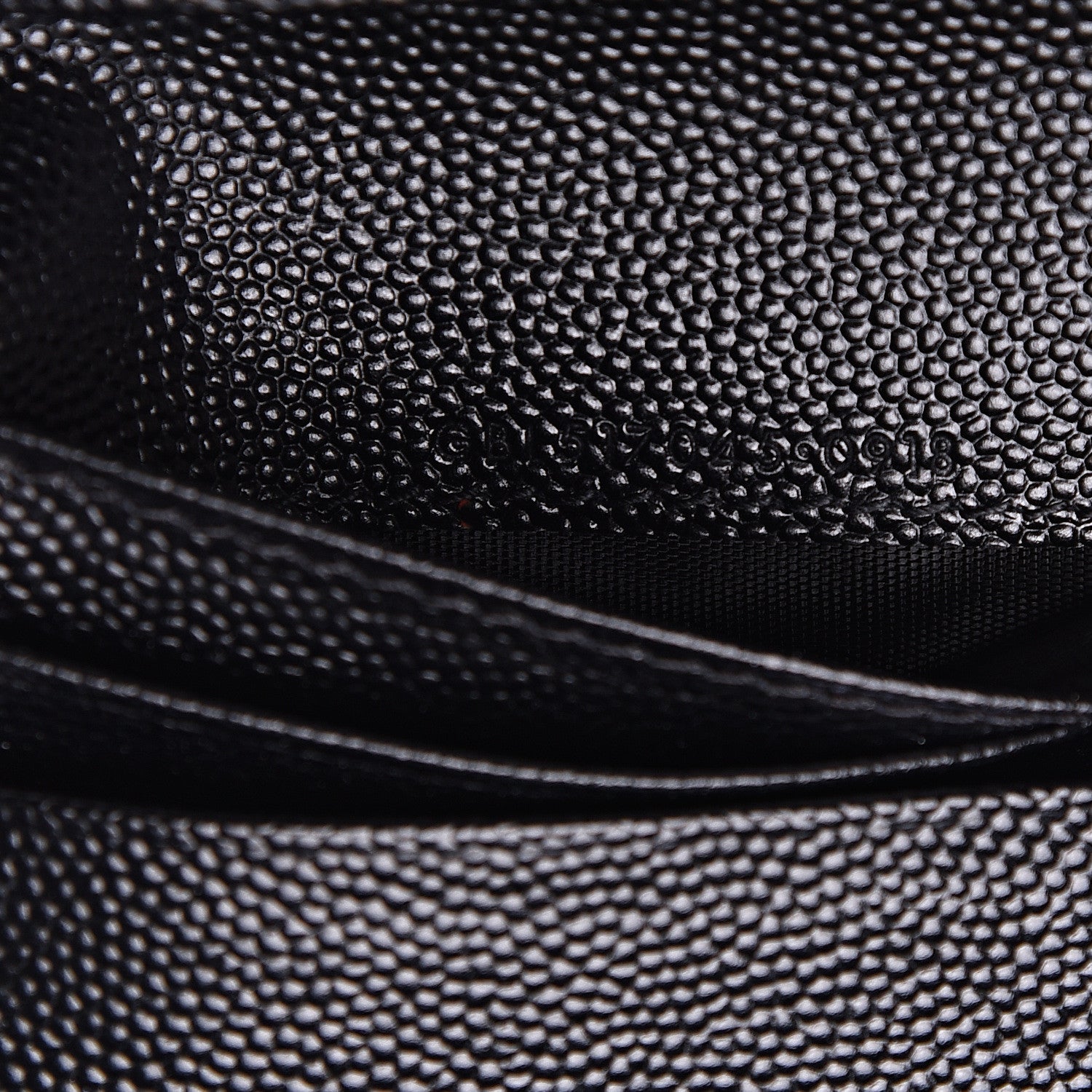 Saint Laurent Grain De Poudre Matelasse Chevron Monogram Zipped Card Case Black 6 of 7