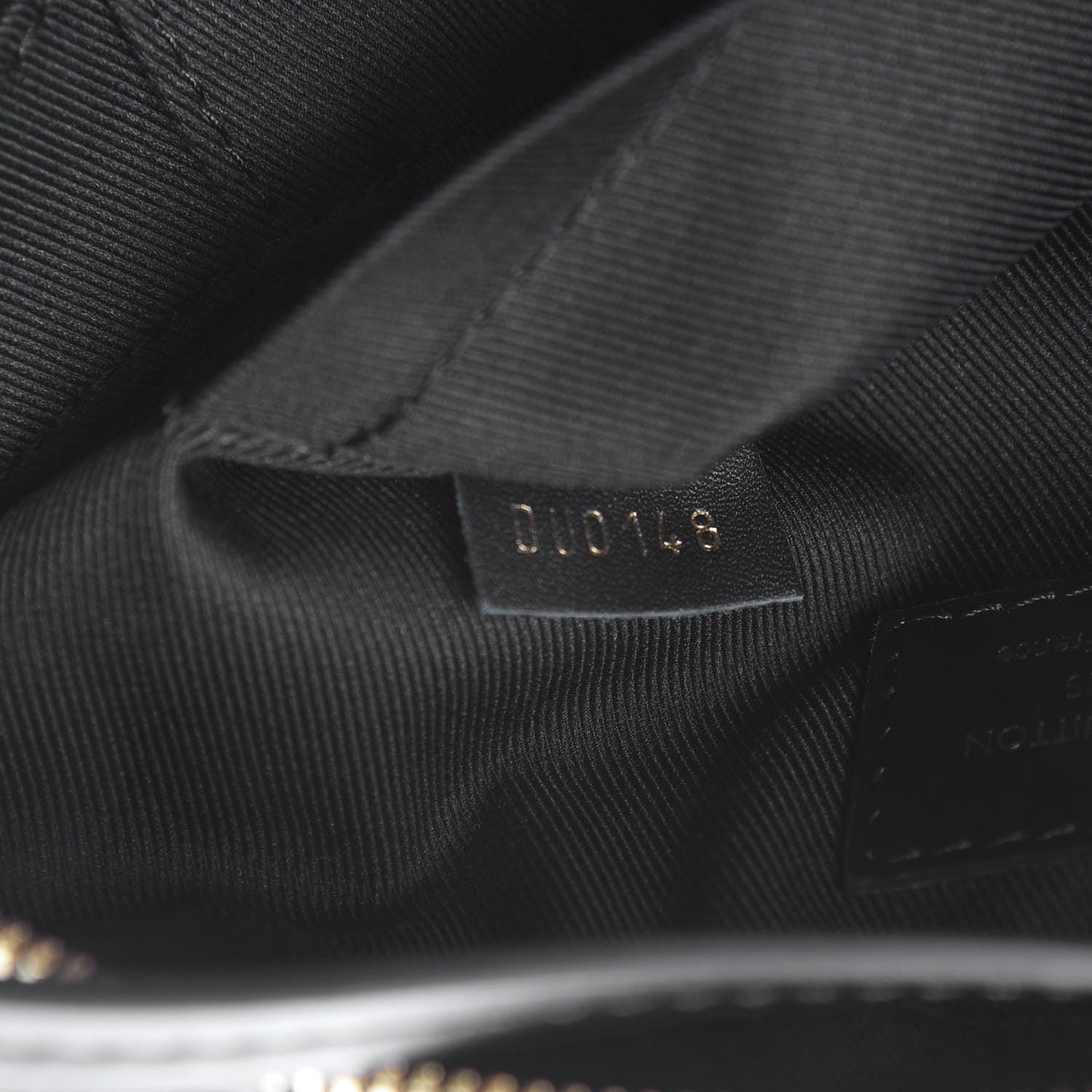 Louis Vuitton Monogram Saintonge Black 7 of 7