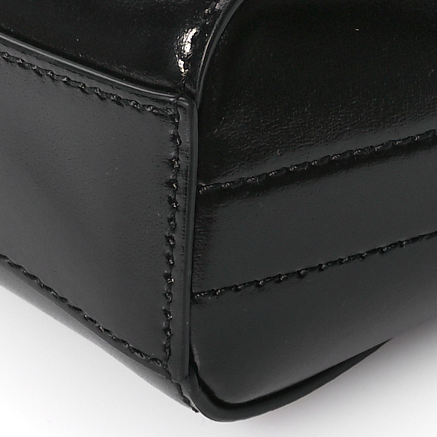 X CHITO Box Calfskin 4G Printed XS Graffiti Antigona Black White