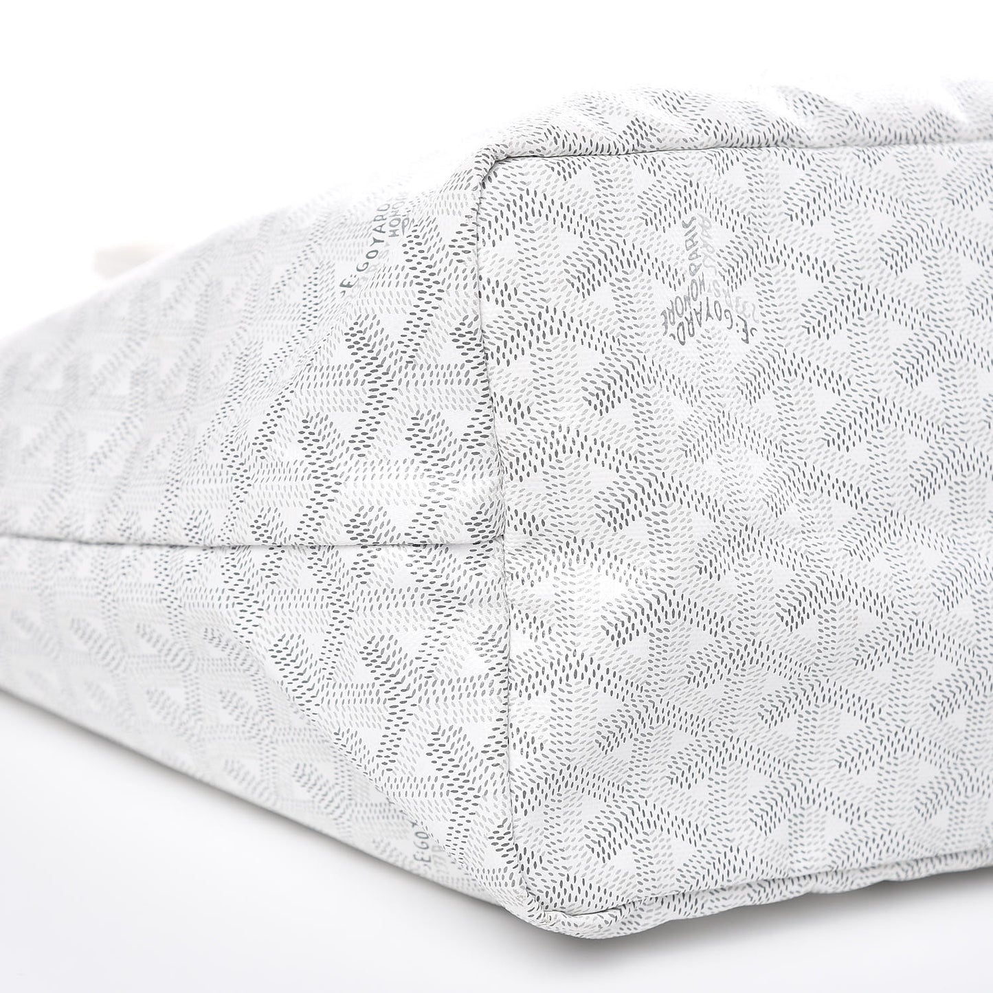 Goyardine Saint Louis PM White