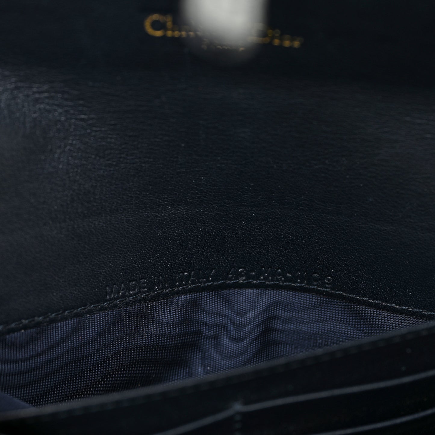 Oblique Saddle Chain Long Wallet Blue