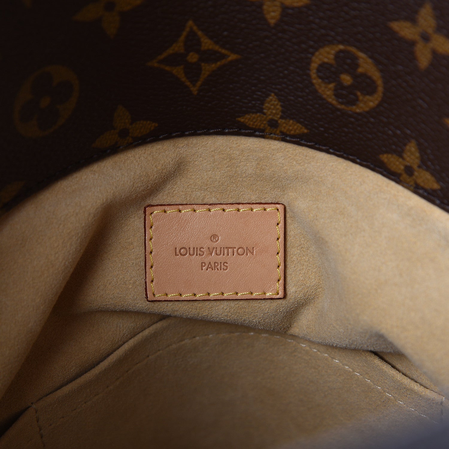 Louis Vuitton Monogram Artsy MM 6 of 9