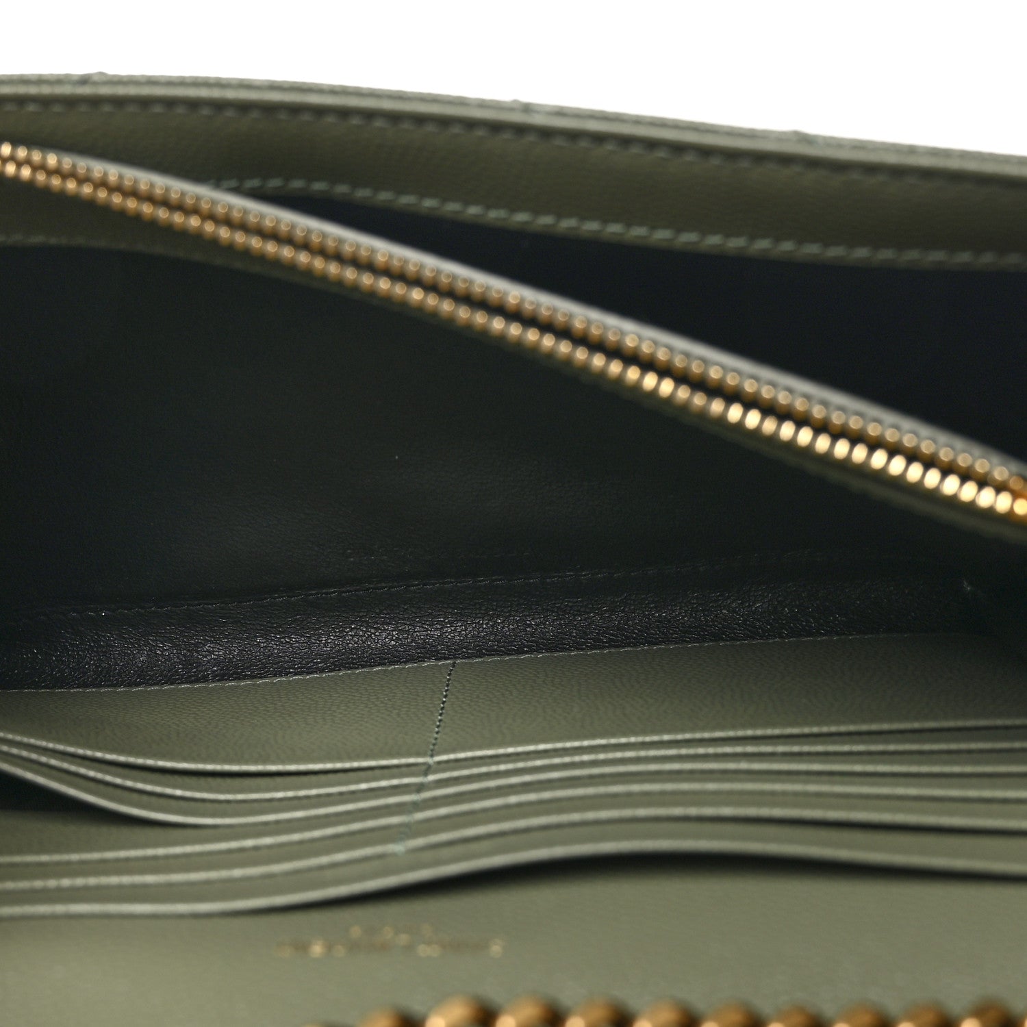 Saint Laurent Grain De Poudre Matelasse Chevron Monogram Chain Wallet Light Sage 5 of 10