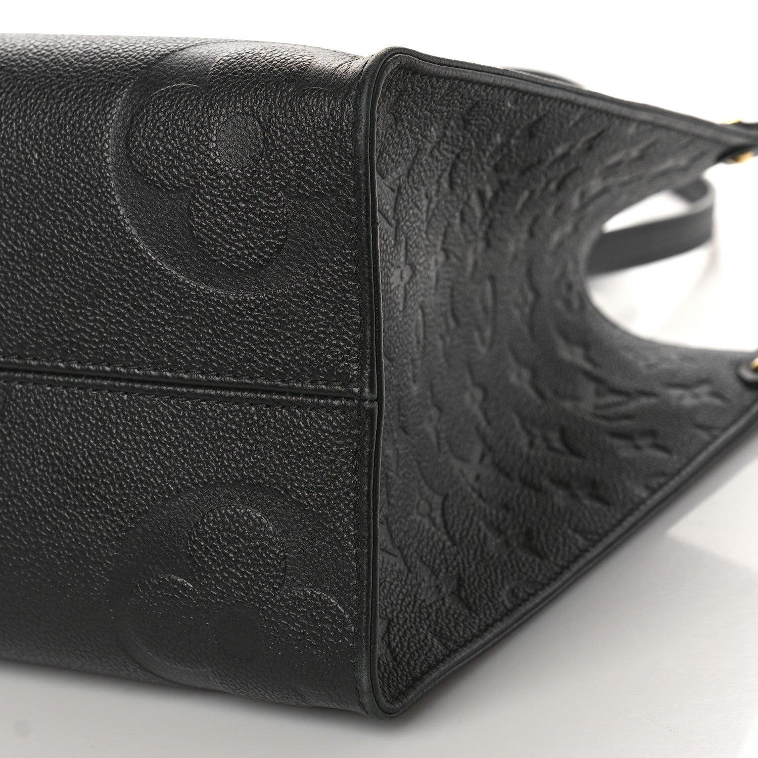 Louis Vuitton Empreinte Monogram Giant Onthego MM Black 8 of 8