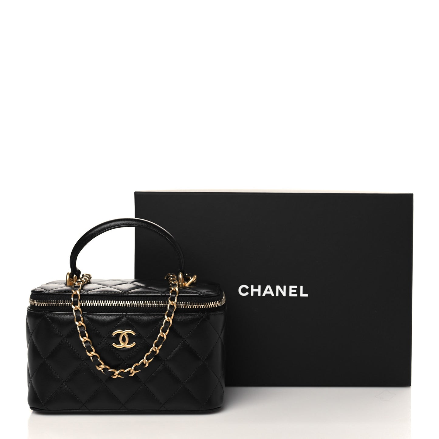 Lambskin Quilted Small Top Handle Vanity Case With Chain Black