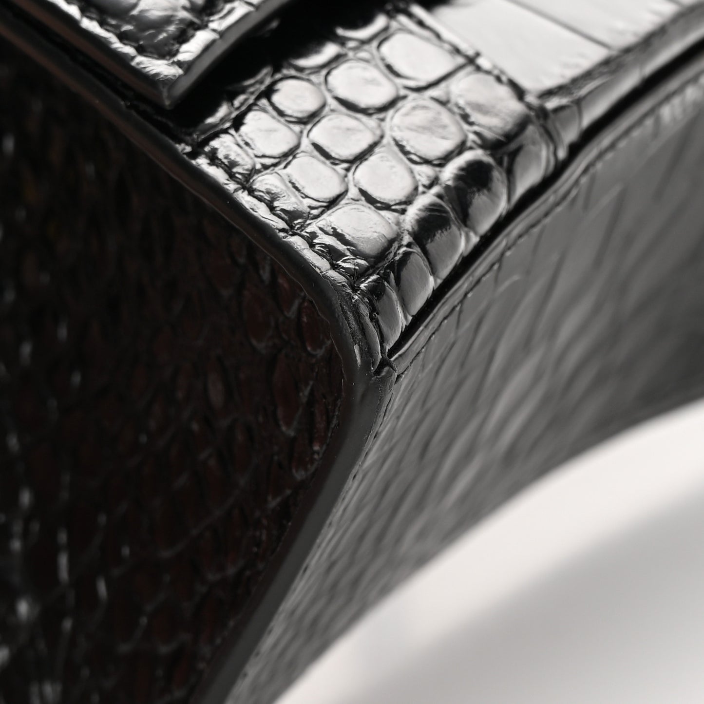 Shiny Calfskin Crocodile Embossed Small Hourglass Top Handle Bag Black