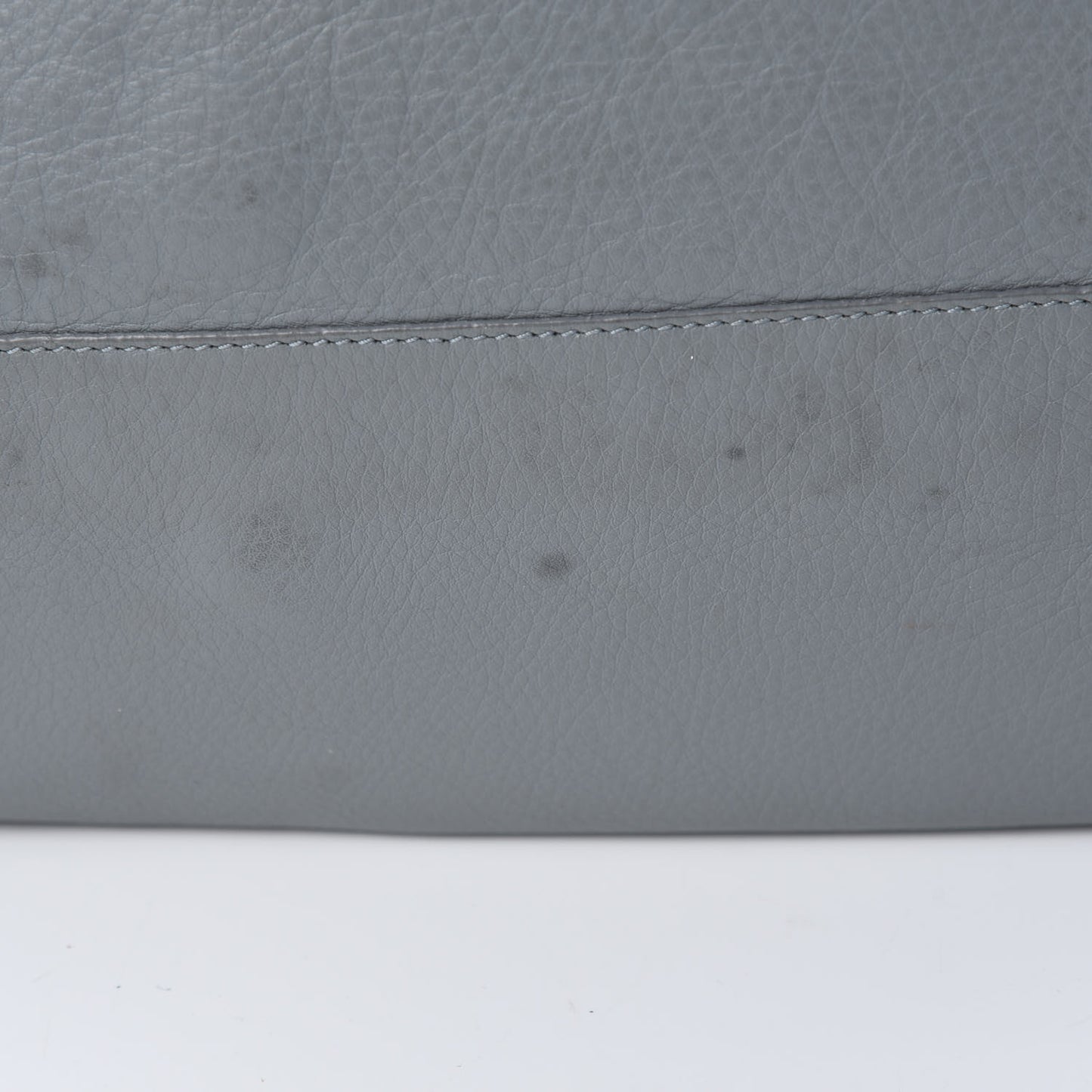 Veau Papier A4 Zip Around Tote Grey
