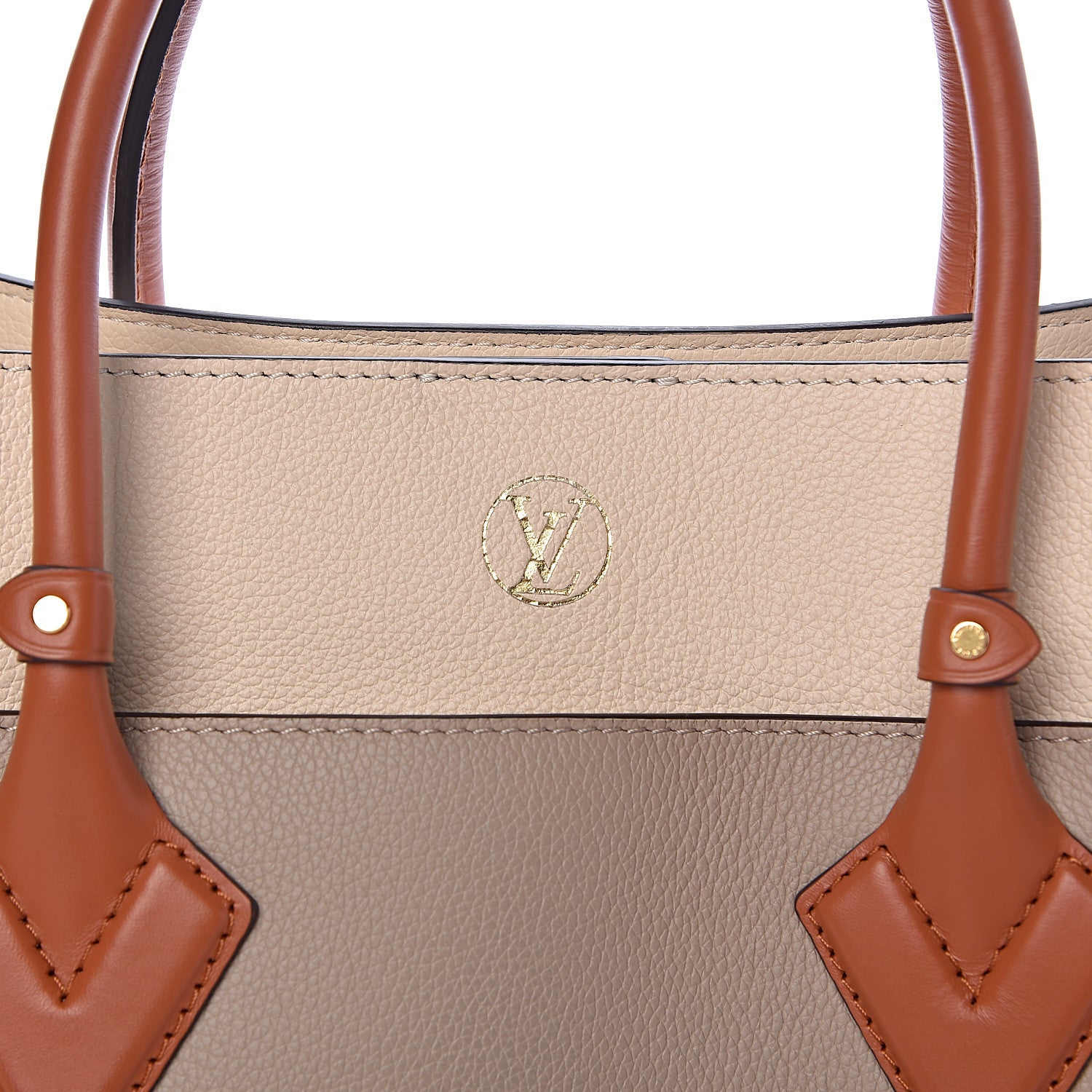 Louis Vuitton Calfskin Monogram Tufting On My Side Galet 9 of 10