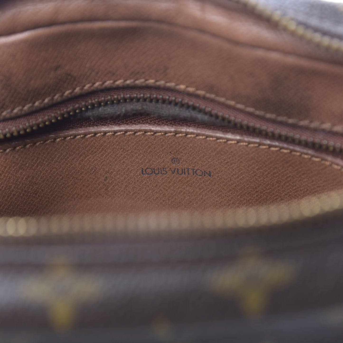 Monogram Jeune Fille