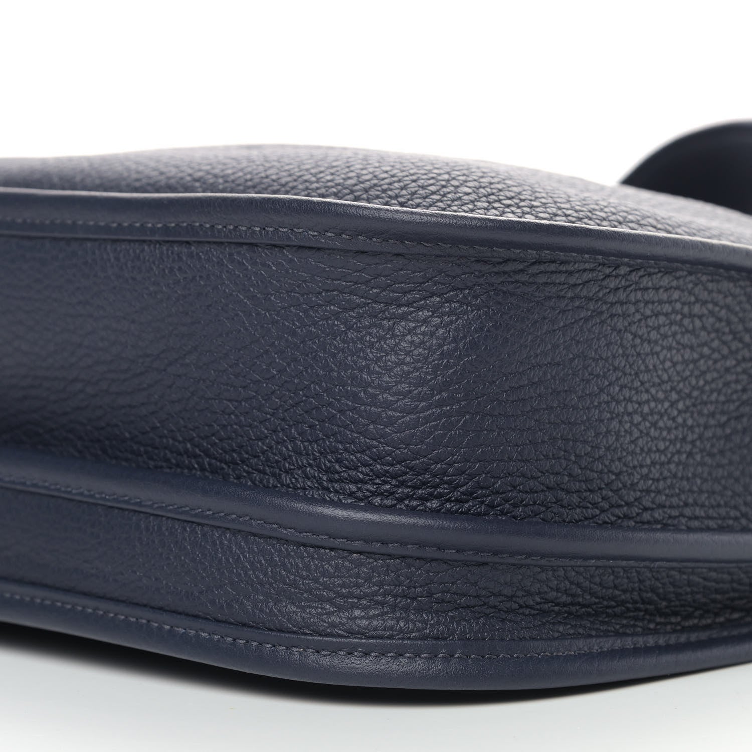 Hermes Taurillon Clemence Evelyne III PM Bleu Nuit 7 of 9