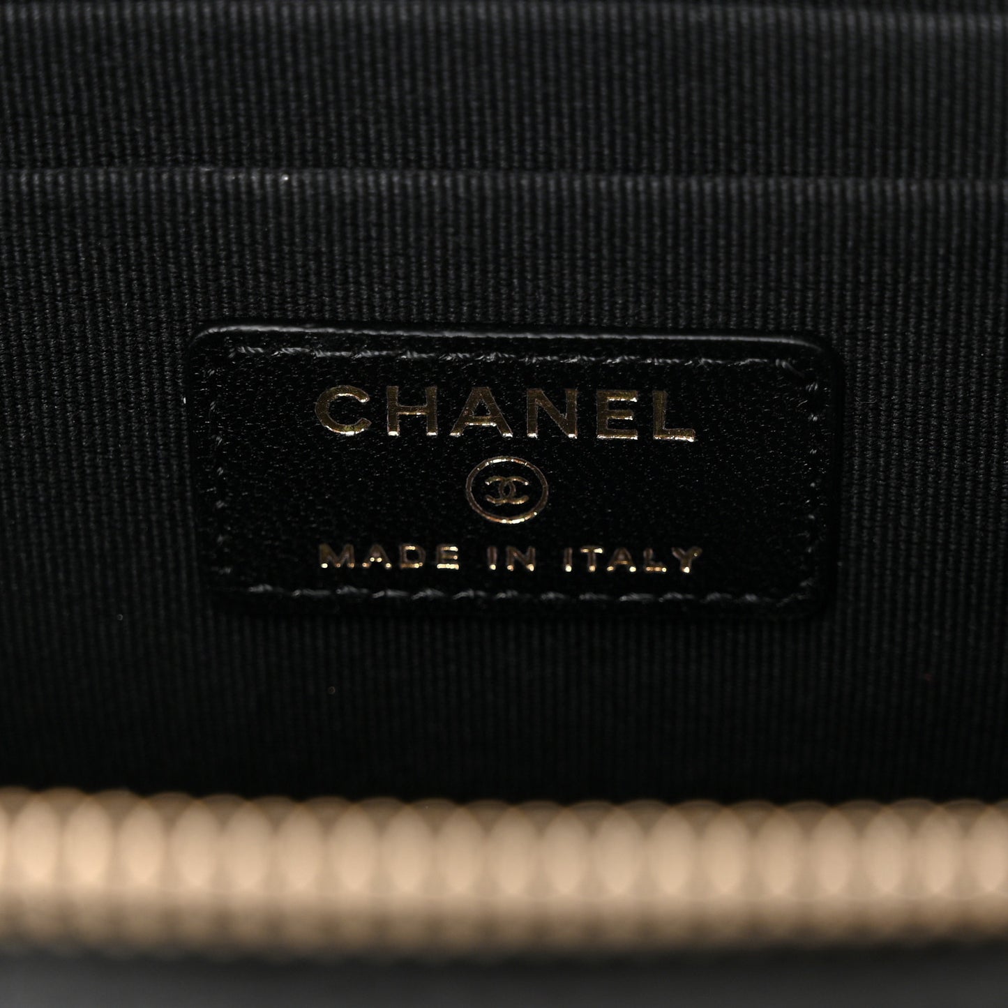 Lambskin Quilted Small Vanity Case With Chain Black