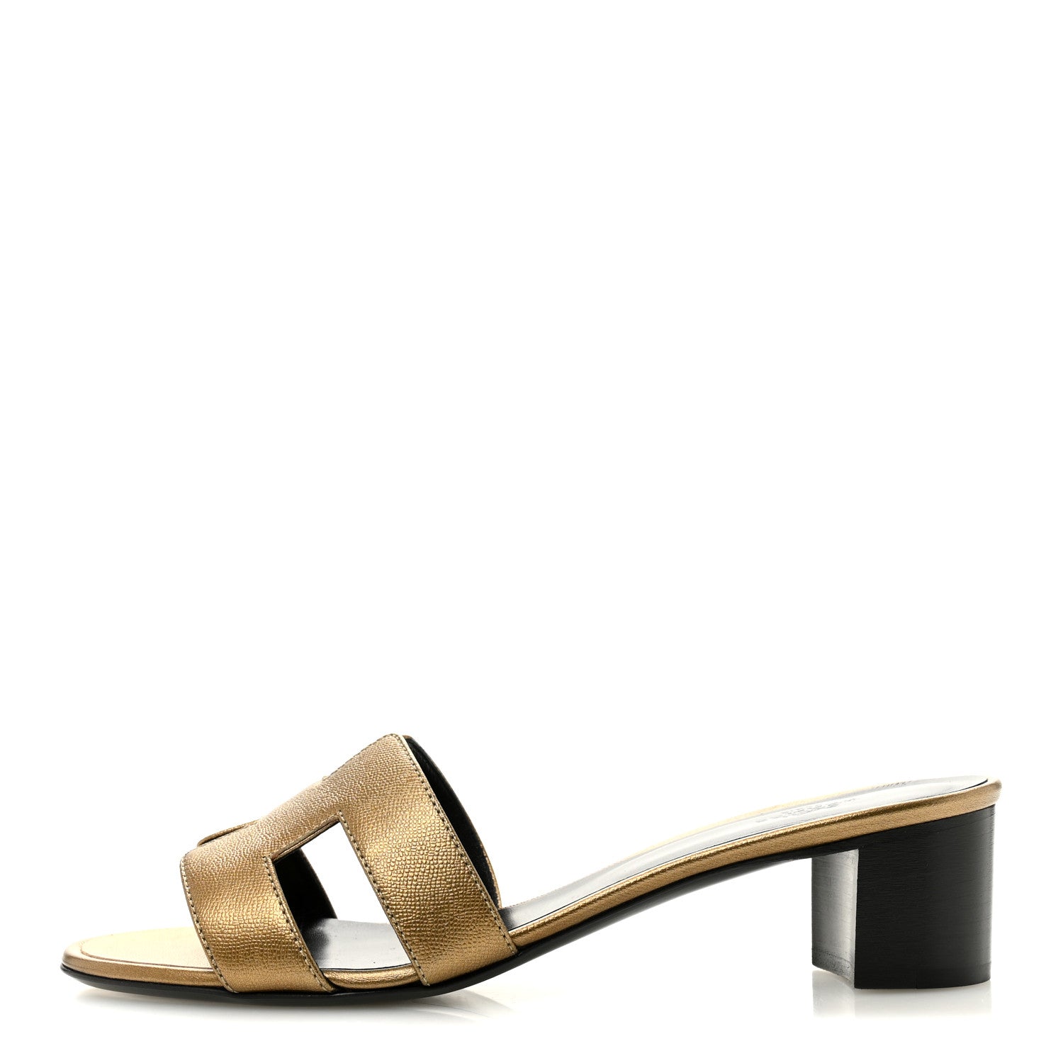 HERMÈS オアジス　ゴールド 37.5 Hermes Metallic Goatskin Oasis Sandals 40 Dore 1888031 – FASHIONPHILE