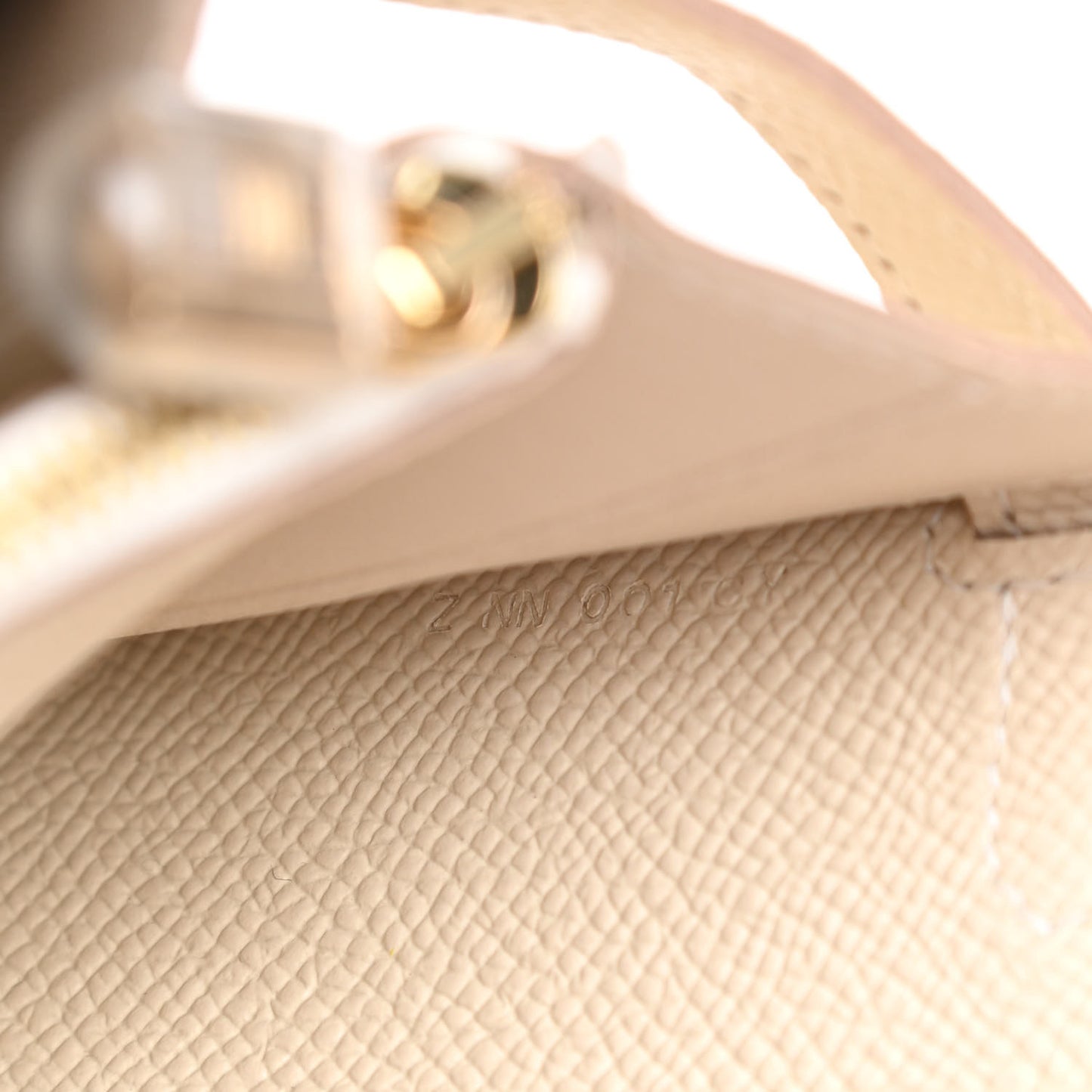 Epsom Kelly Wallet To Go Craie