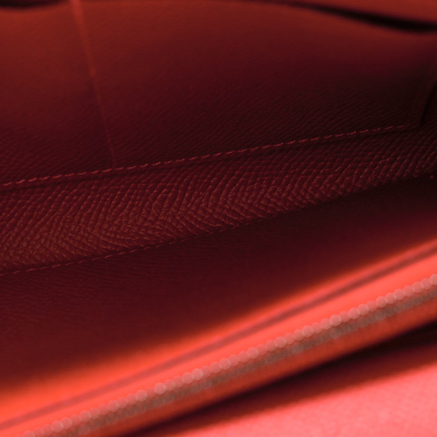 Epsom Kelly Wallet To Go Rouge Casaque
