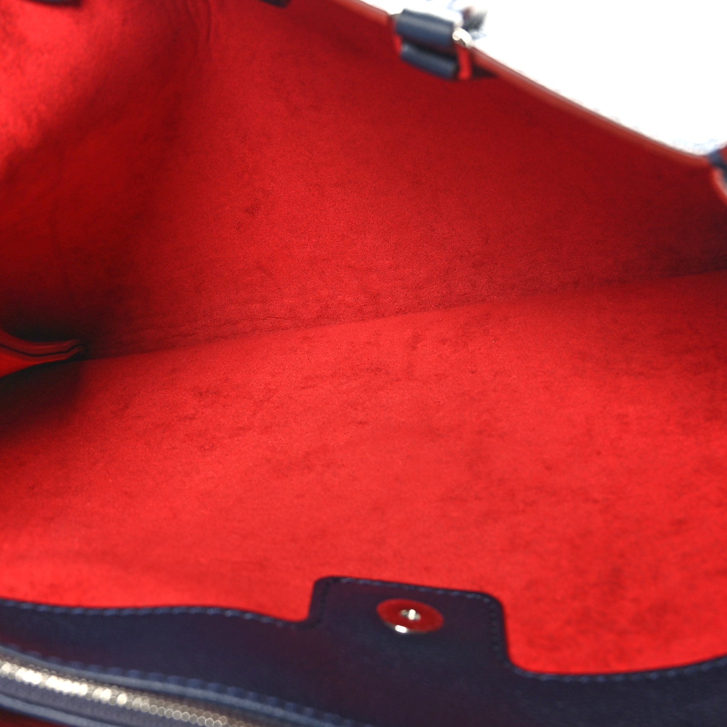 Calfskin Lockmeto Marine Rouge