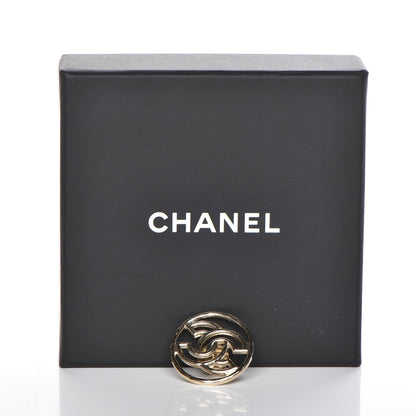 Chanel Metal CC Brooch Light Gold 5 of 5