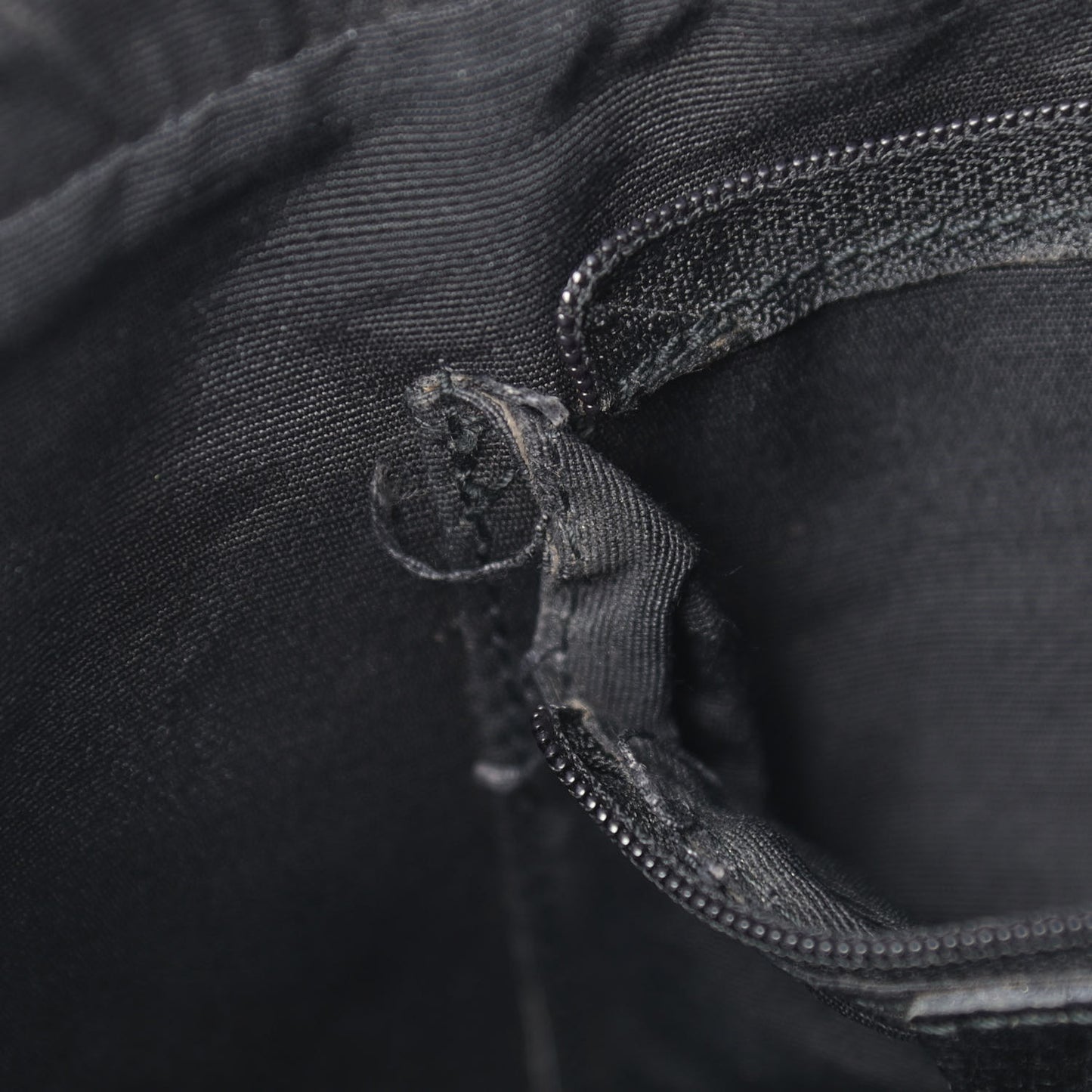 Pebbled Caribou Classic Hardware First Black