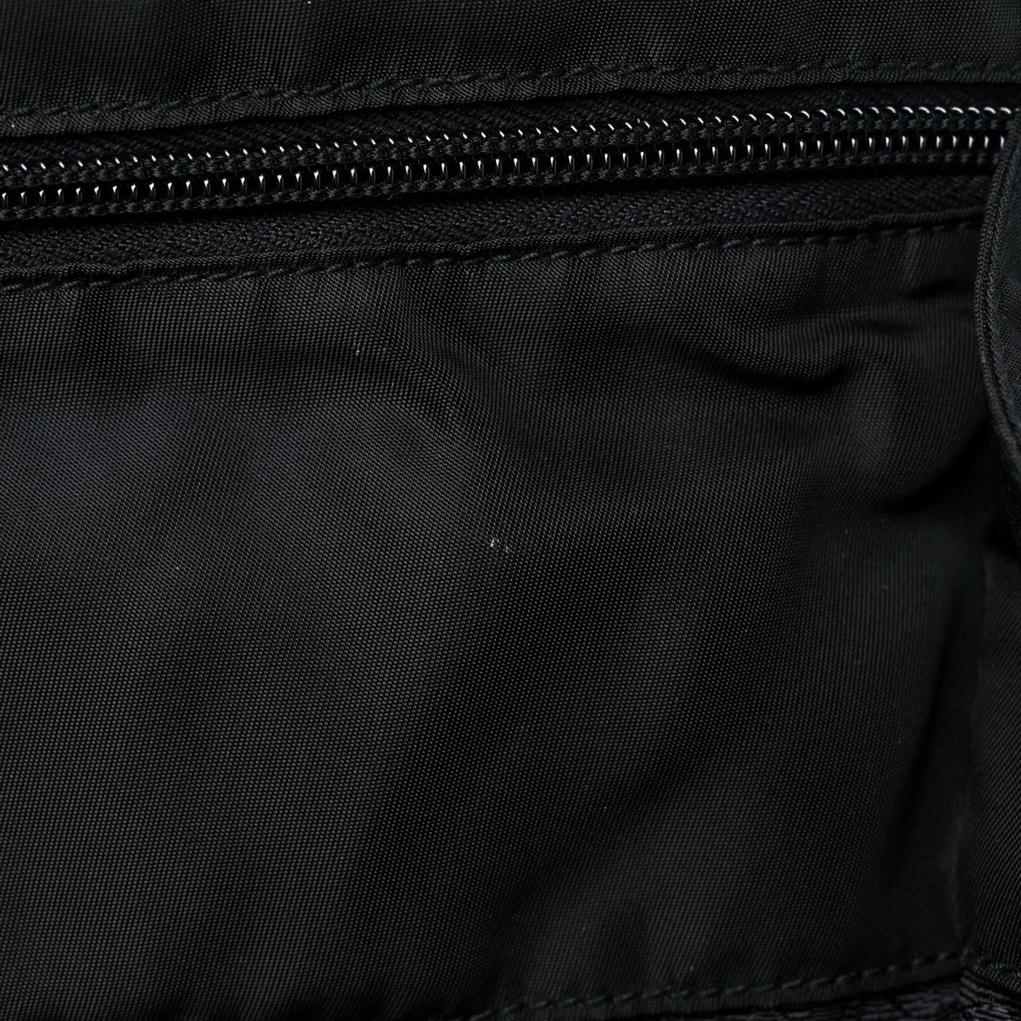 Tessuto Nylon Messenger Bag Black