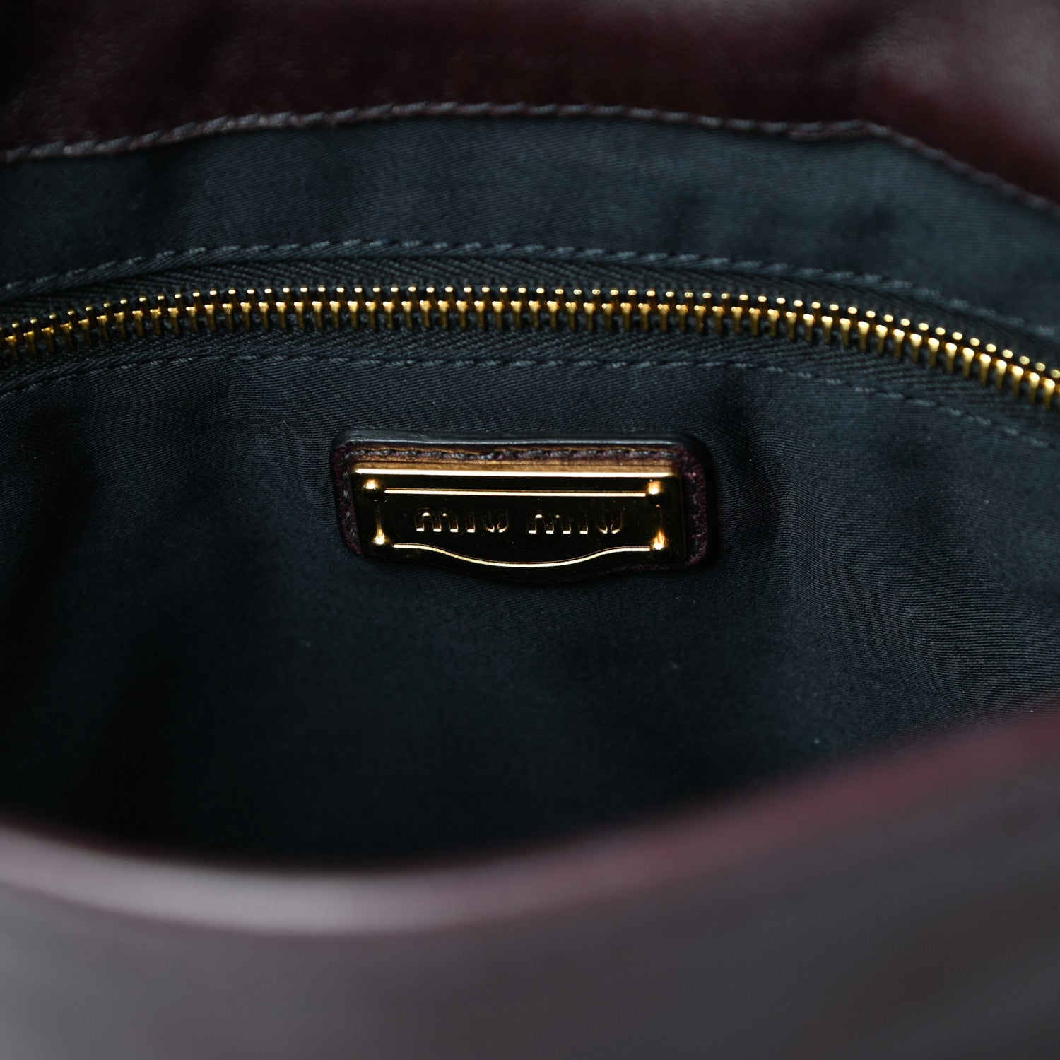 Miu Miu Nappa Matelasse Coffer Hobo Prugna 6 of 9