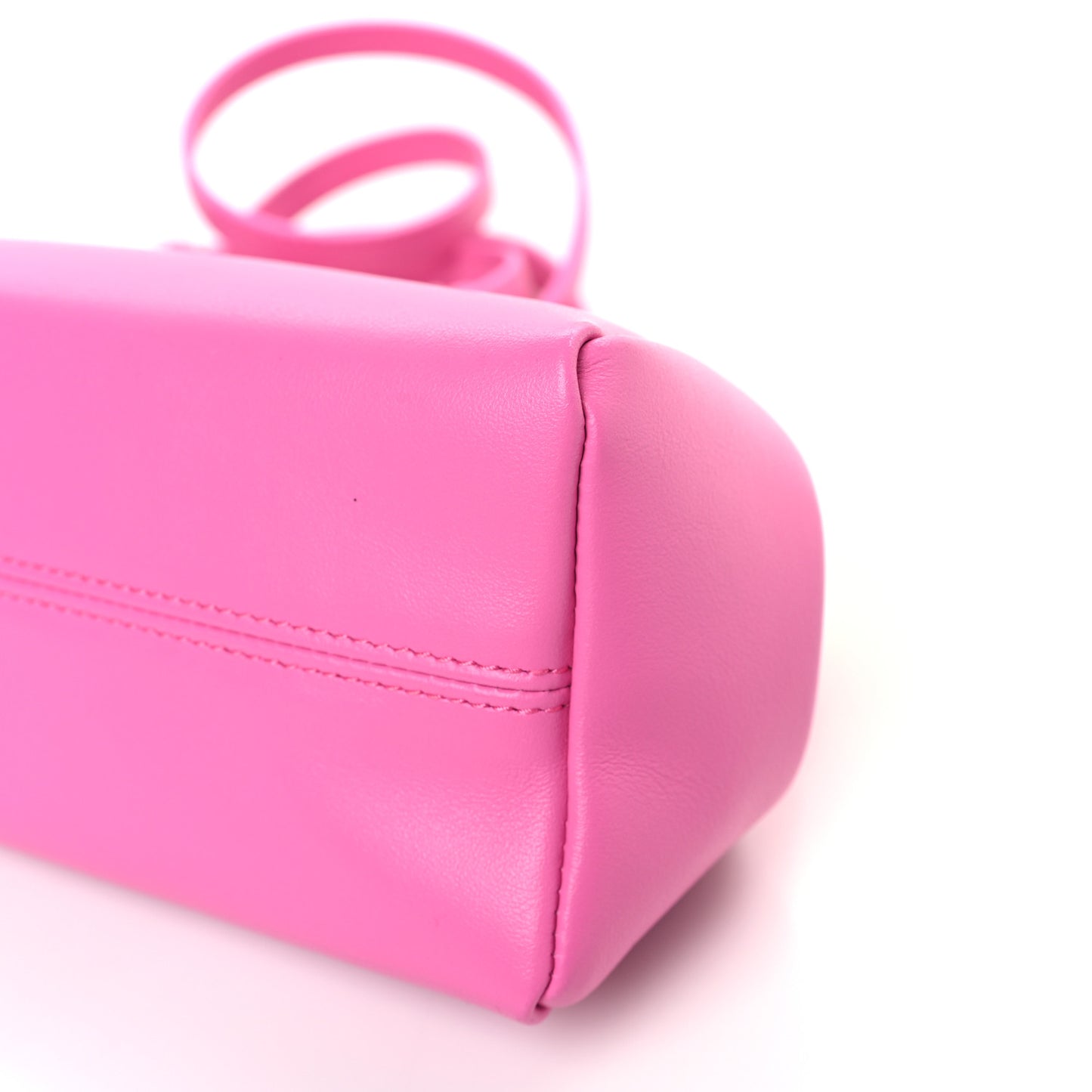 Nappa Serpentine Clutch With Strap Pink