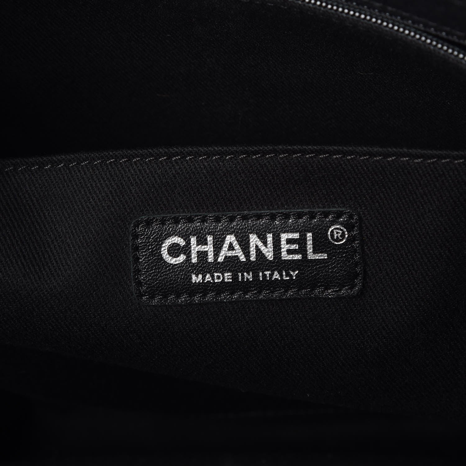 Chanel Grained Vegetal Calfskin Urban Shopping Tote Black 7 of 8