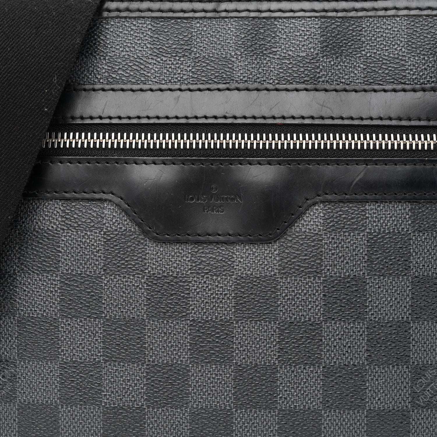 Louis Vuitton Damier Graphite Thomas 8 of 11