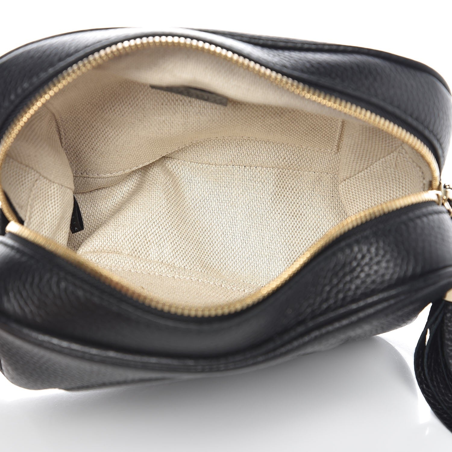 Gucci Pebbled Calfskin Small Soho Disco Bag Black 5 of 7
