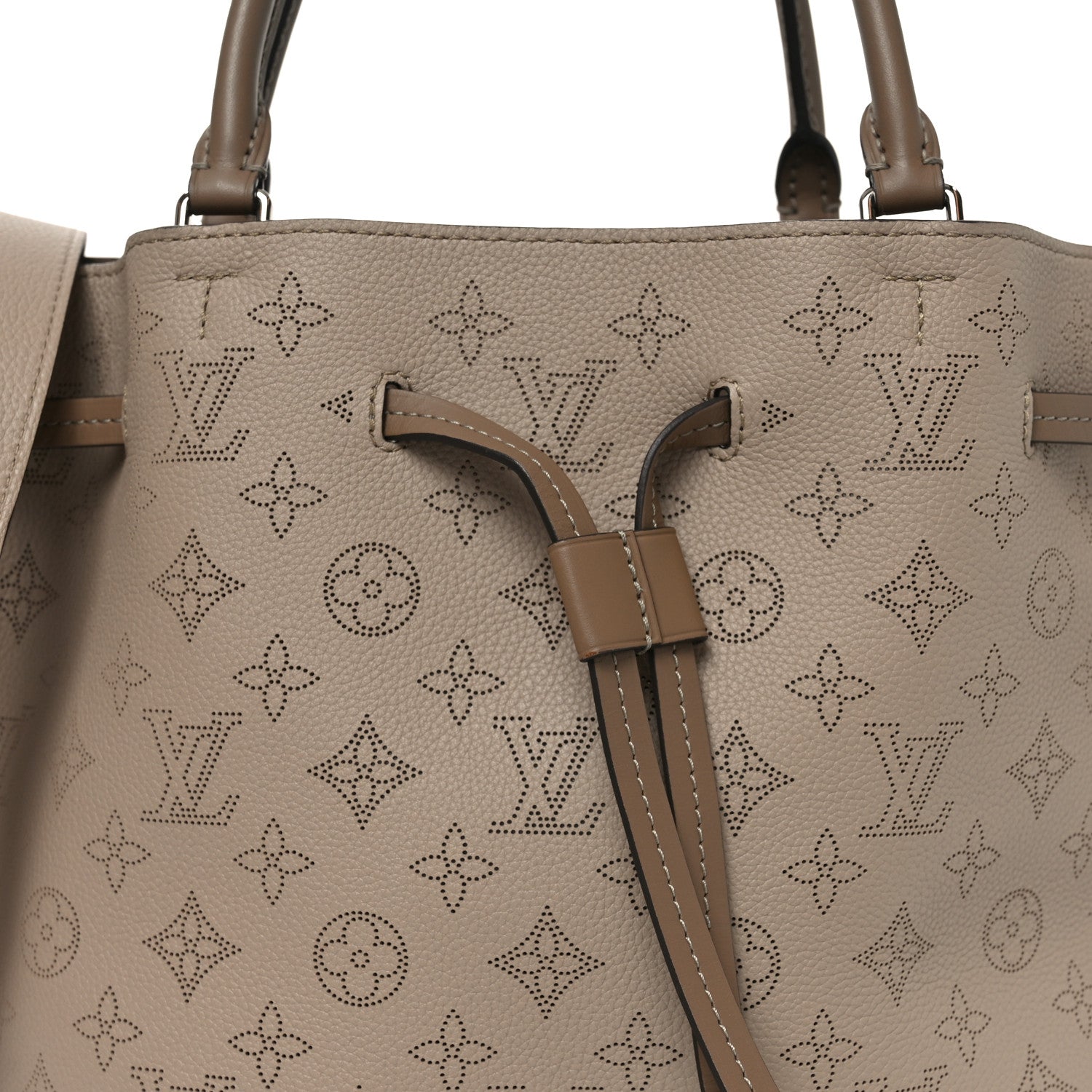 Louis Vuitton Mahina Girolata Galet 8 of 10