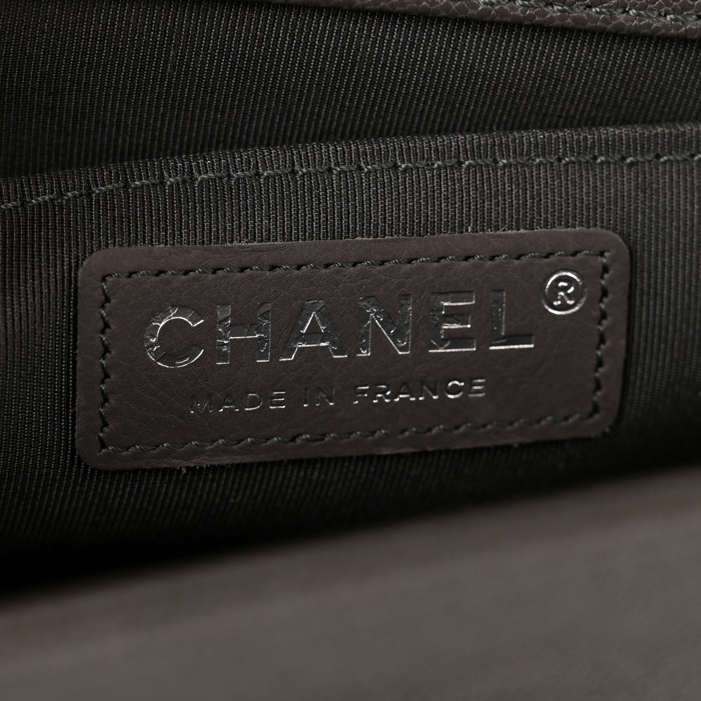 Caviar Quilted Medium Boy Flap Grey