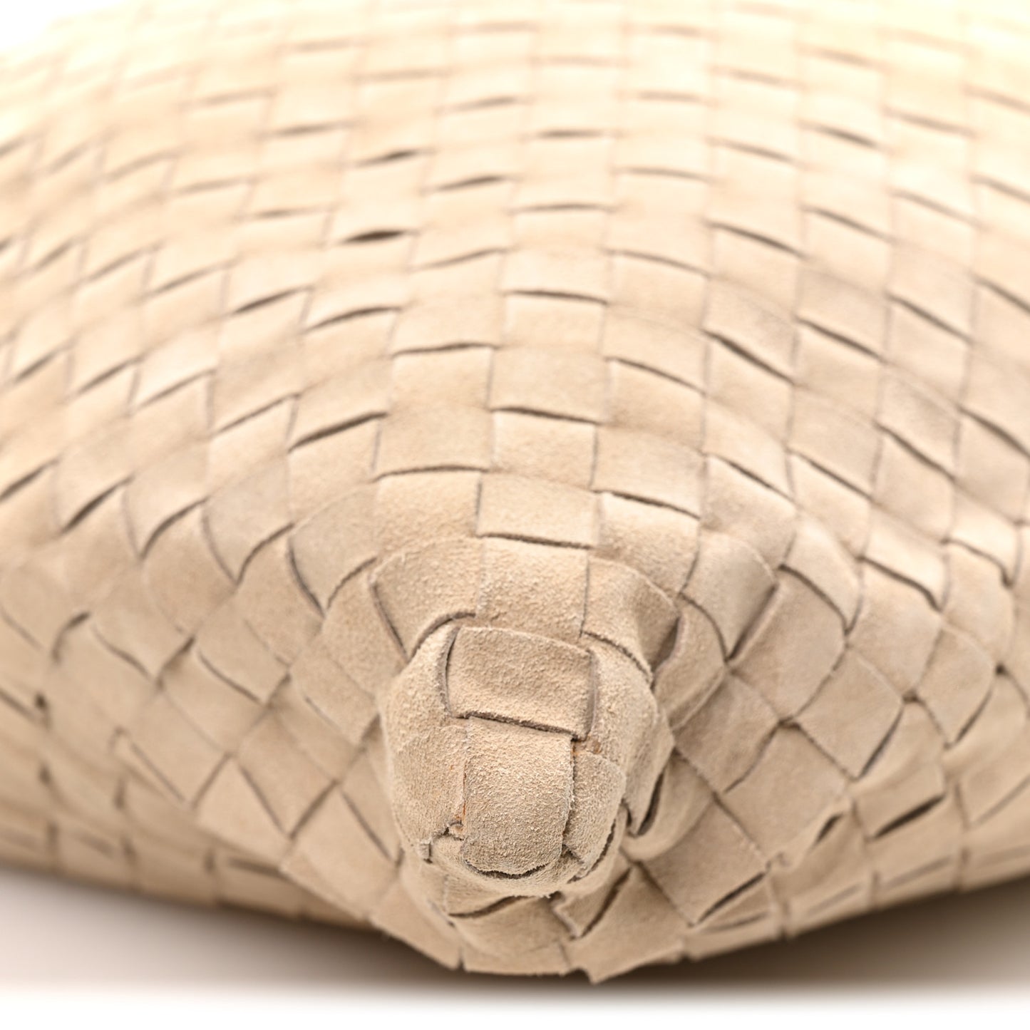 Suede Intrecciato Large Hop Ecru
