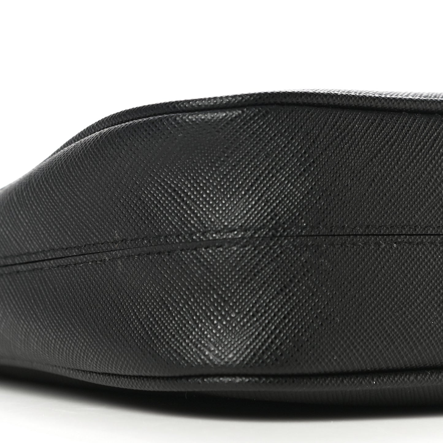 Saffiano Lux Re-Edition 2005 Shoulder Bag Black