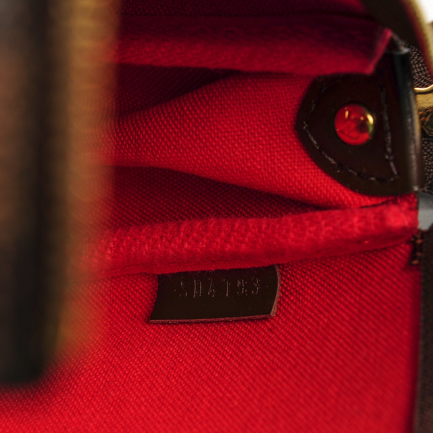 Damier Ebene Eva Clutch