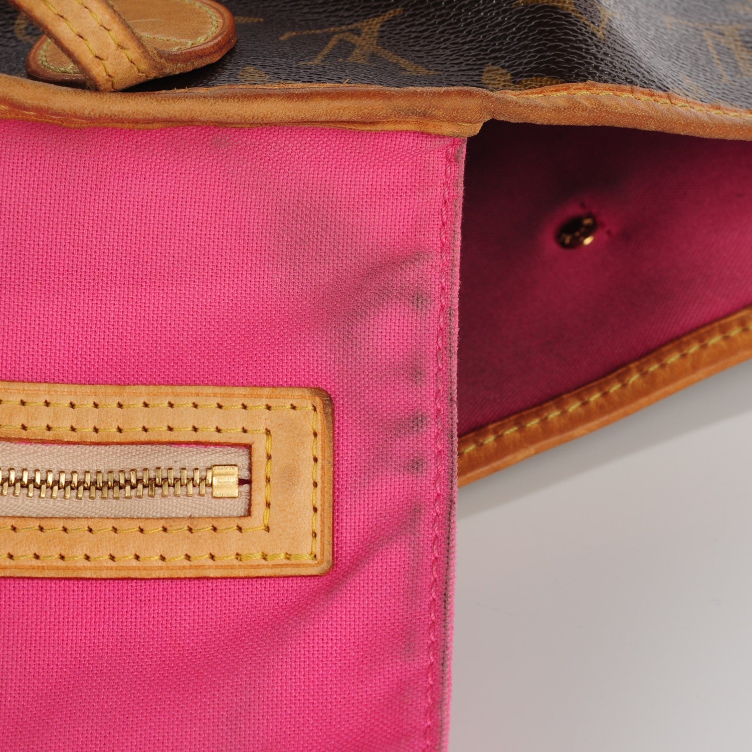 Louis Vuitton Monogram MOCA Neverfull MM 10 of 12