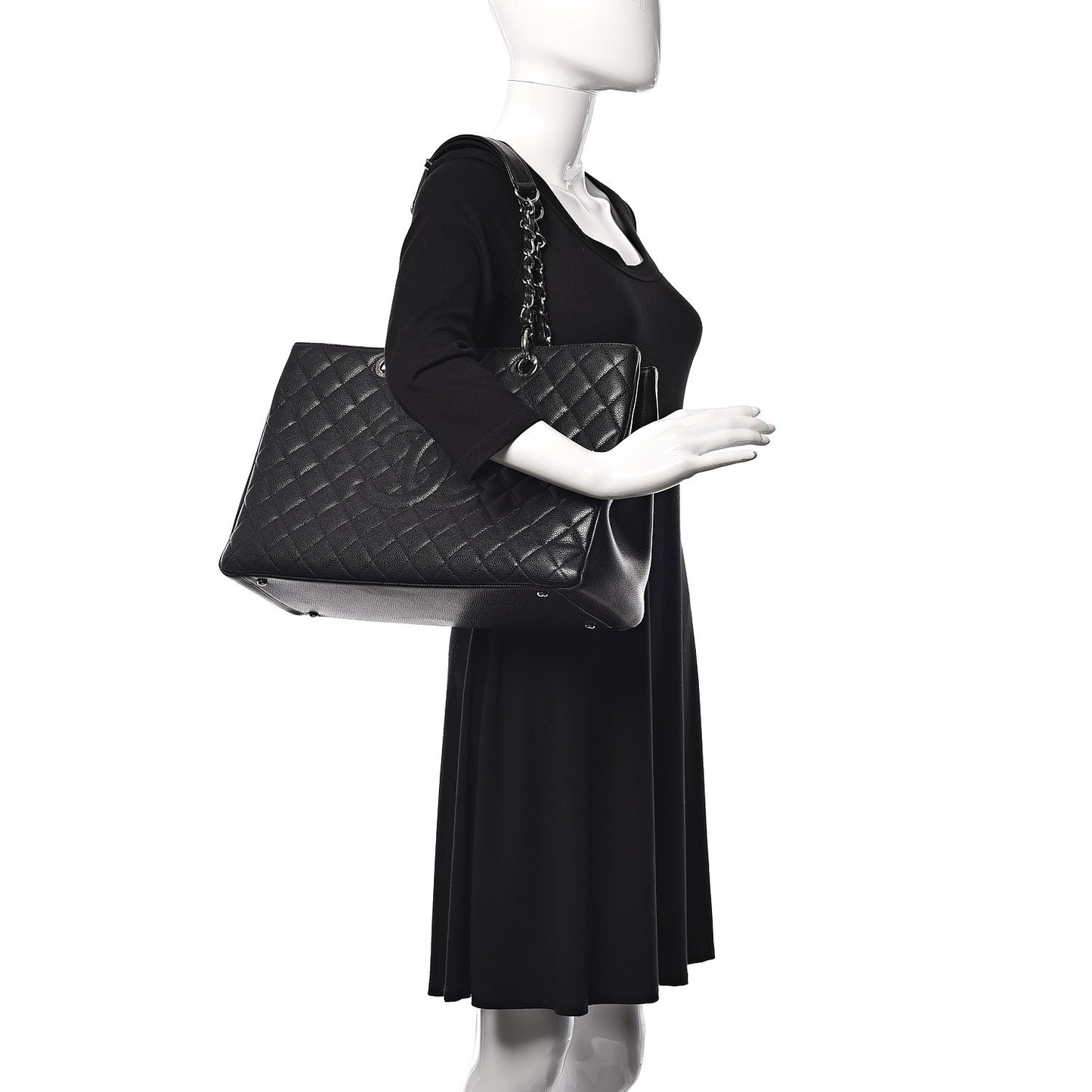 Caviar Quilted XL Grand Shopping Tote GST Black