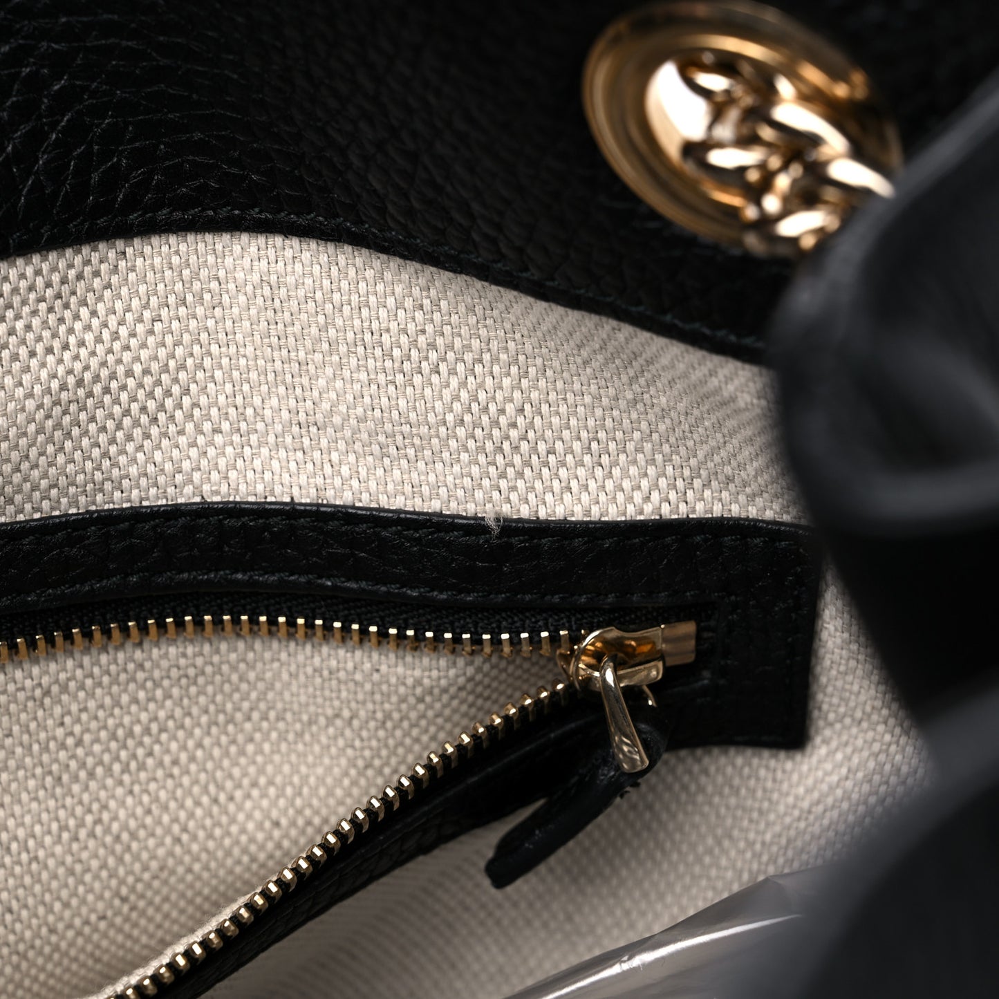 Pebbled Calfskin Medium Soho Chain Shoulder Bag Black