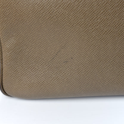 Louis Vuitton Taiga Roman PM Messenger Oural 18 of 27