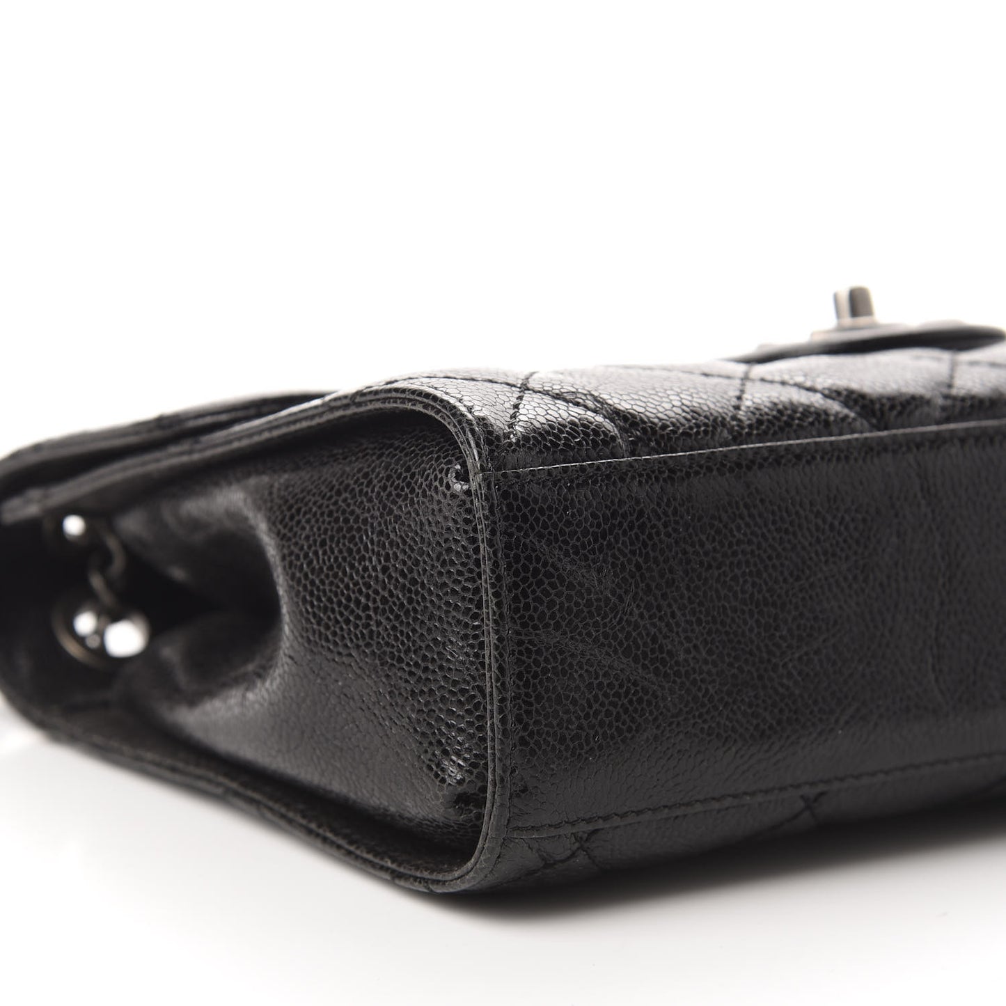 Crumpled Grained Calfskin Medium CC Crave Flap Black