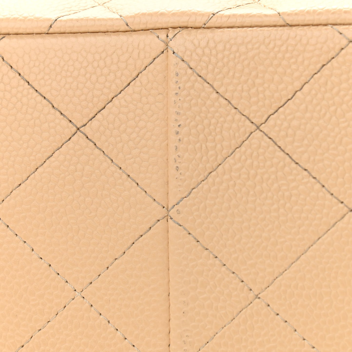 Caviar Quilted Jumbo Double Flap Beige Clair