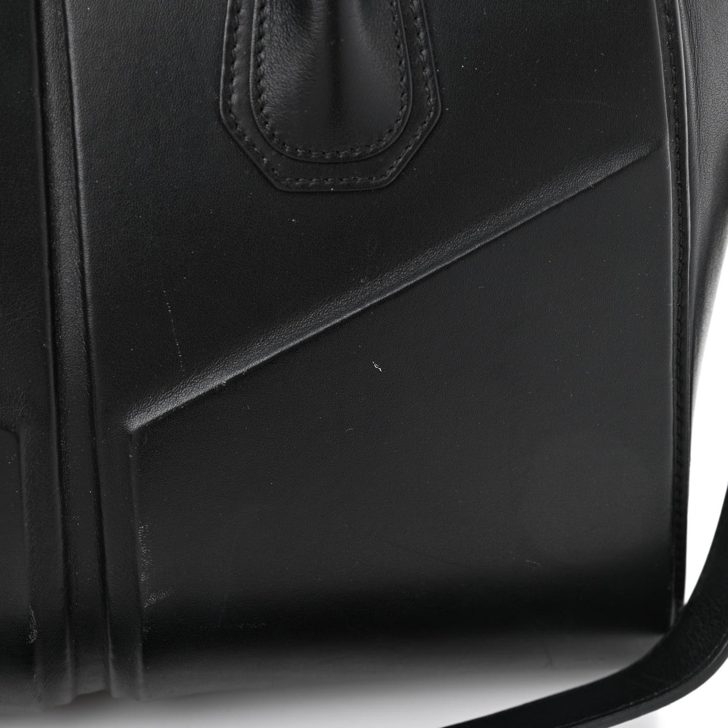 Calfskin 3D Medium Antigona Black