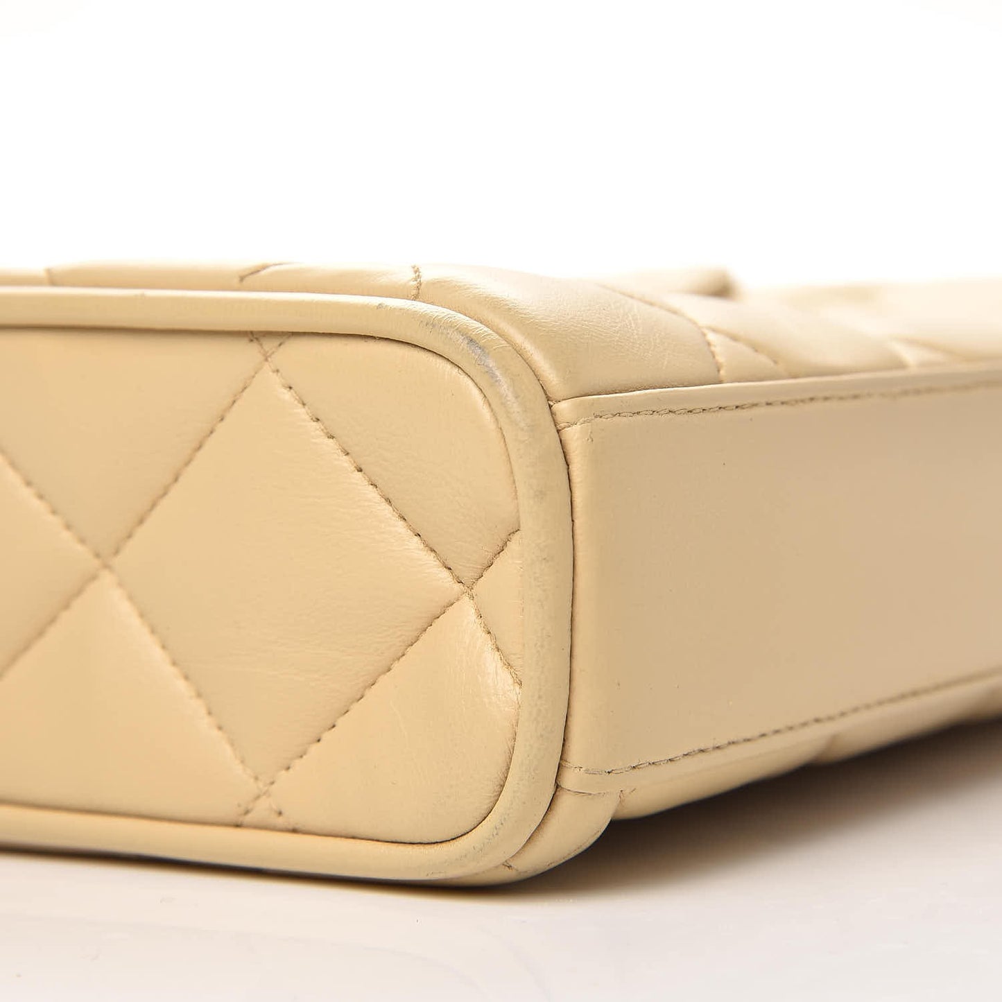 Lambskin Quilted CC Flap Beige